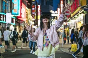 using virtual reality headset for travel experiences