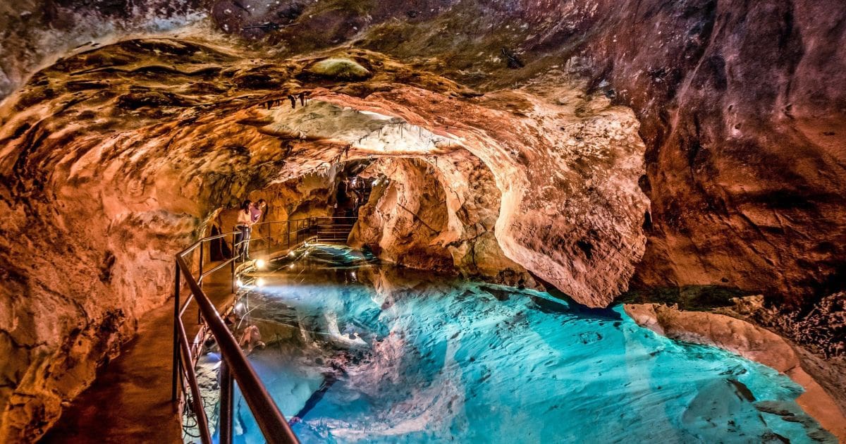 Jenolan Caves