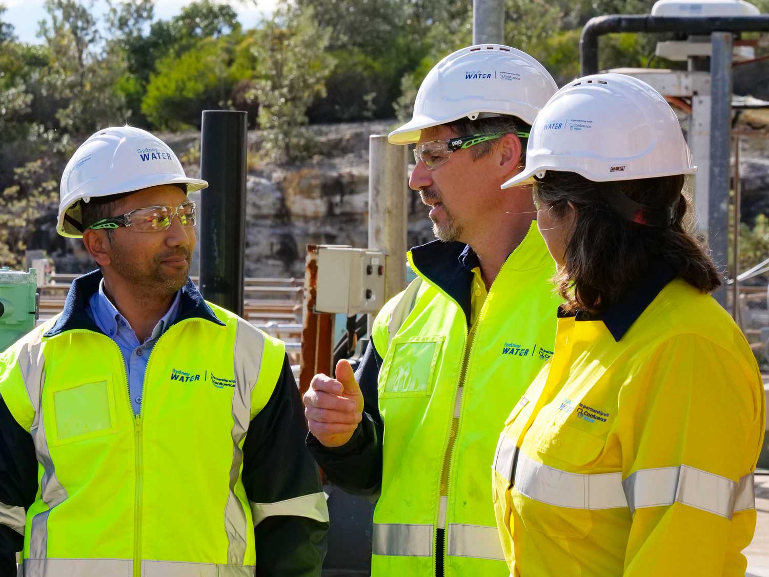 onstruction crew in Australia sharing an on-site update